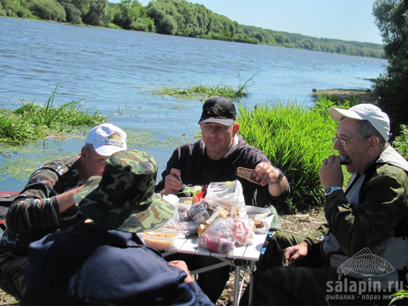 Какая рыбалка без перекуса